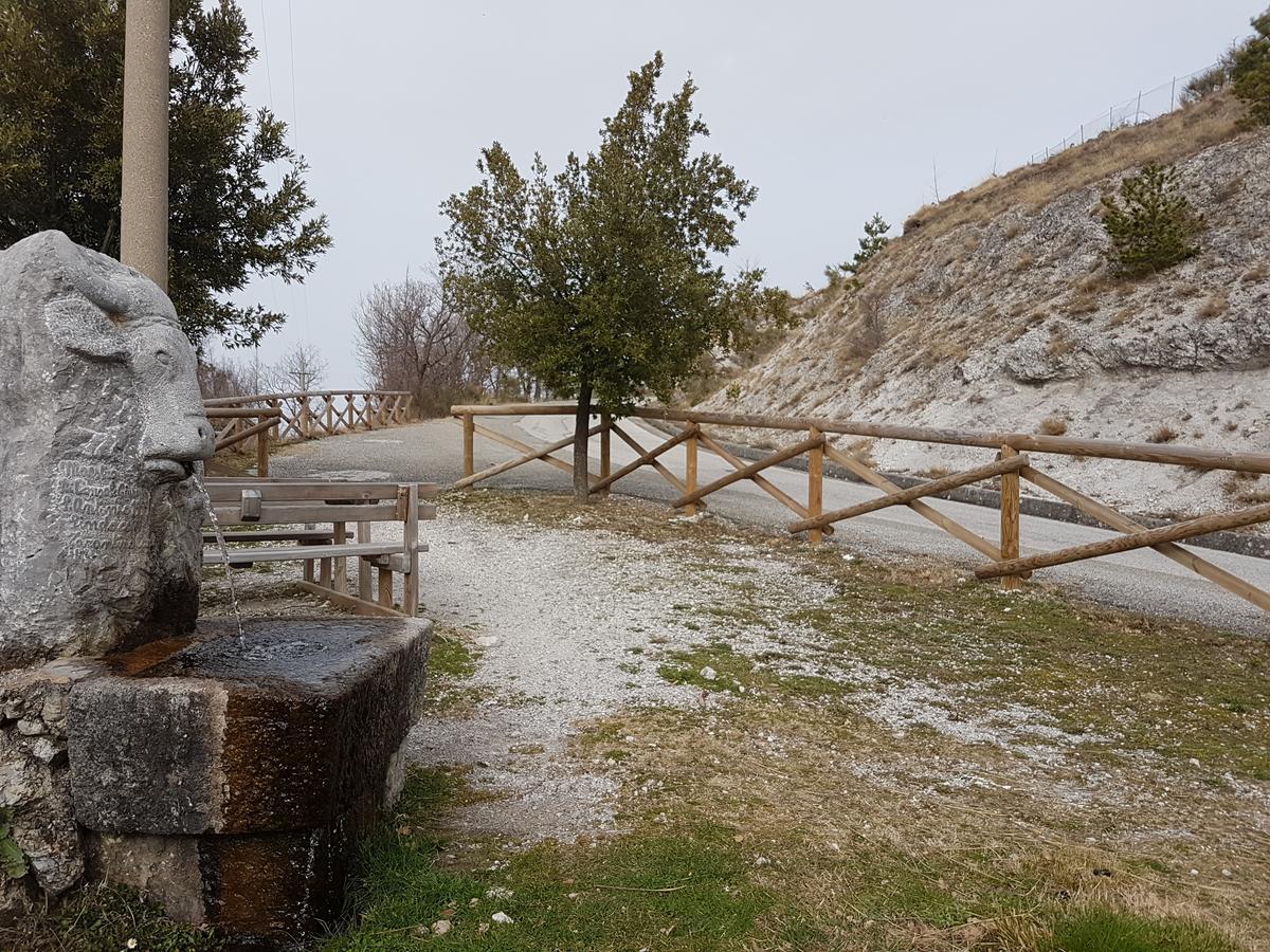 Le Chalet Del Pollino Ротонда Екстериор снимка